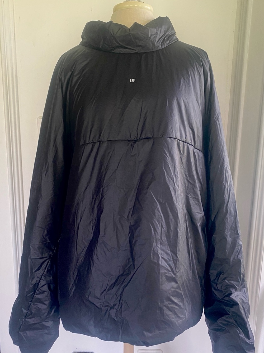 Yeezy Gap Engineered by Balenciaga Mock Neck Pullover Puffer jacket size L